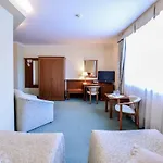 Hotel Jawor 4*