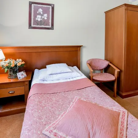 亚沃尔spa酒店 加沃泽