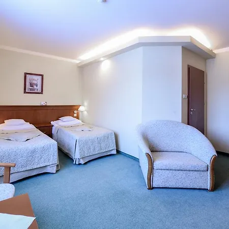 Szálloda Jawor 4*
